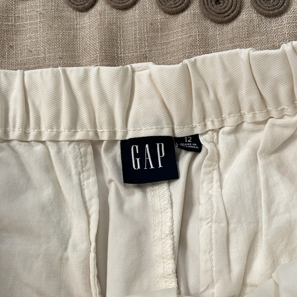 GAP Off White High Rise Pleated Khaki Shorts/NWT/12 - Picture 7 of 12